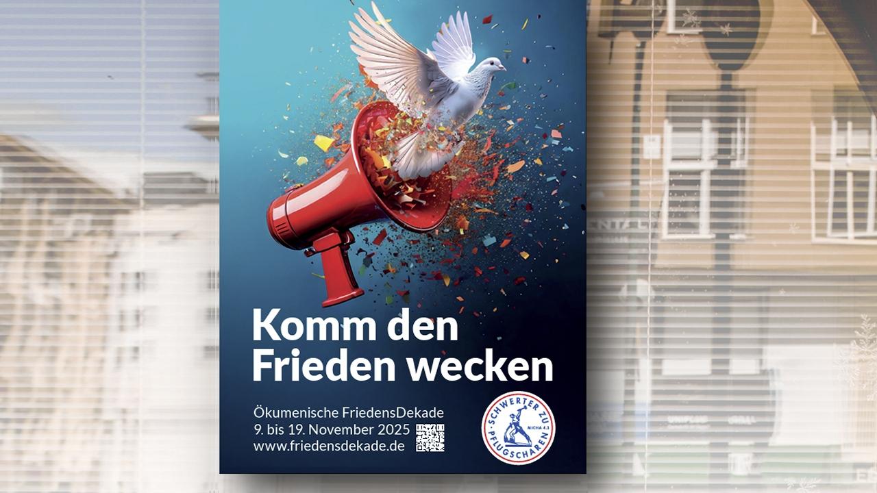 Coverbild: Eine Friedentaube fliegt aus einem Megafon.