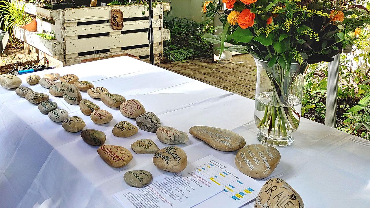 Namenssteine Flussteine mit Personennamen
