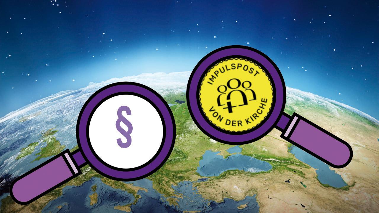 Lupen mit Paragraph und Impulspost-Logo vor der Weltkugel