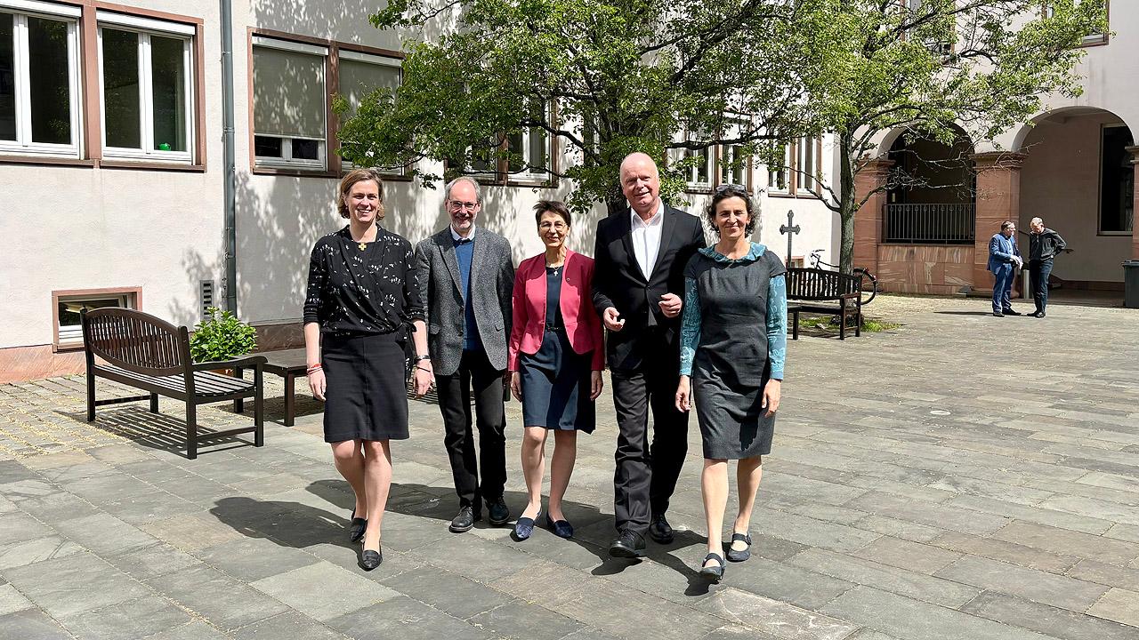 Pröpstinnen und Pröpste in Hessen-Nassau Gruppenbild mit Pröpsten